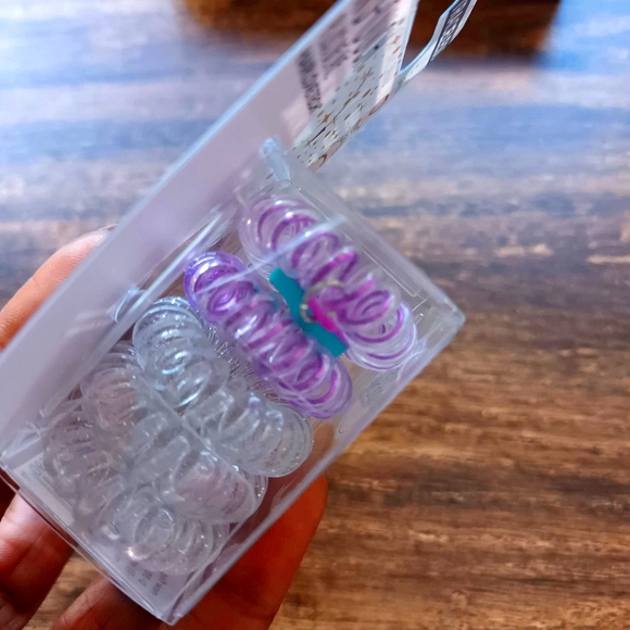 Invisibobble HairHalo Disney Princess "Ariel" Hair Accessories - Picture 4 of 5